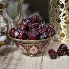 تصویر 3 از خرما خاصویی سوپر گوشتی با ظاهر بازارپسند و جذاب